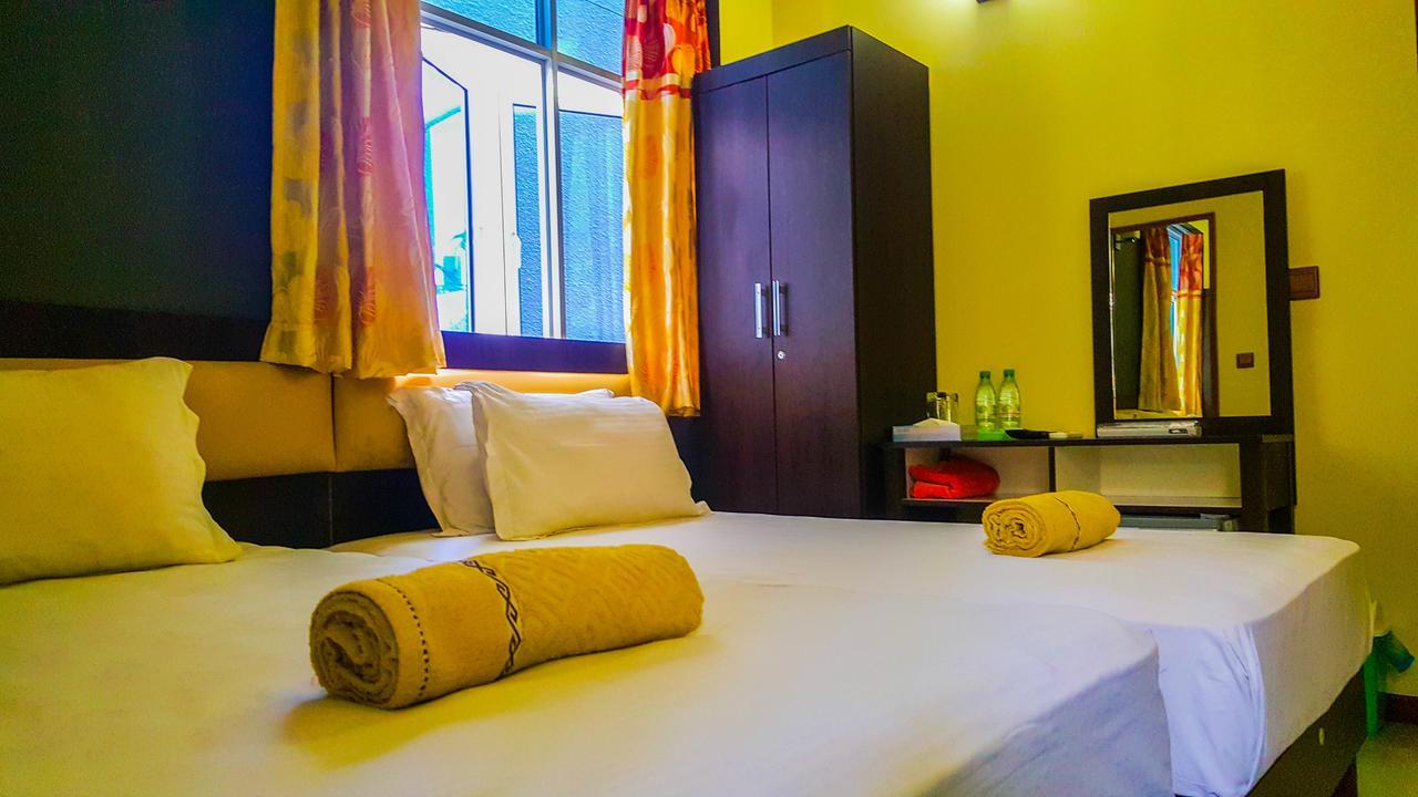 Seasunbeach Hotel Maldives Hulhumalé Extérieur photo