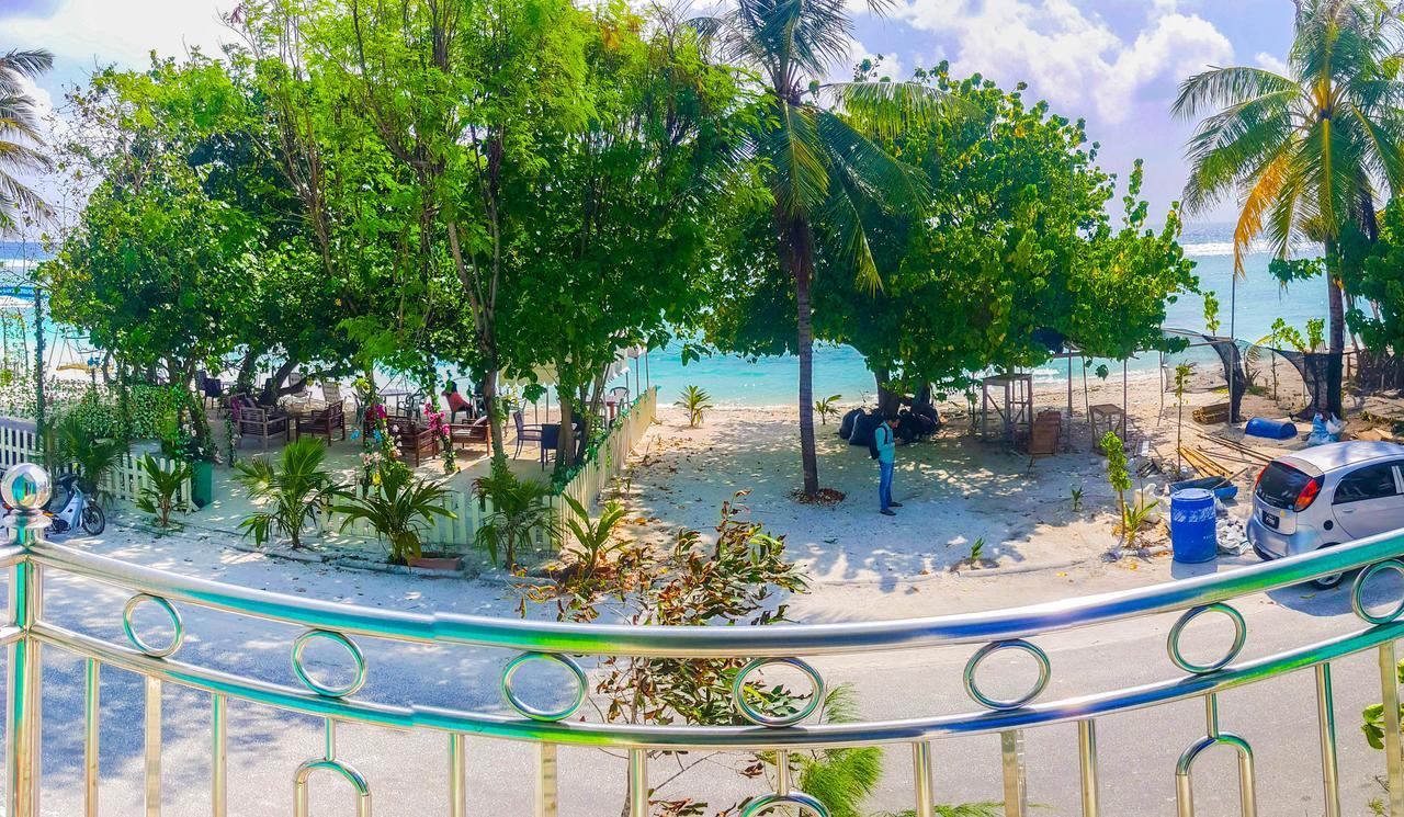 Seasunbeach Hotel Maldives Hulhumalé Extérieur photo