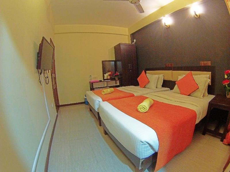 Seasunbeach Hotel Maldives Hulhumalé Extérieur photo