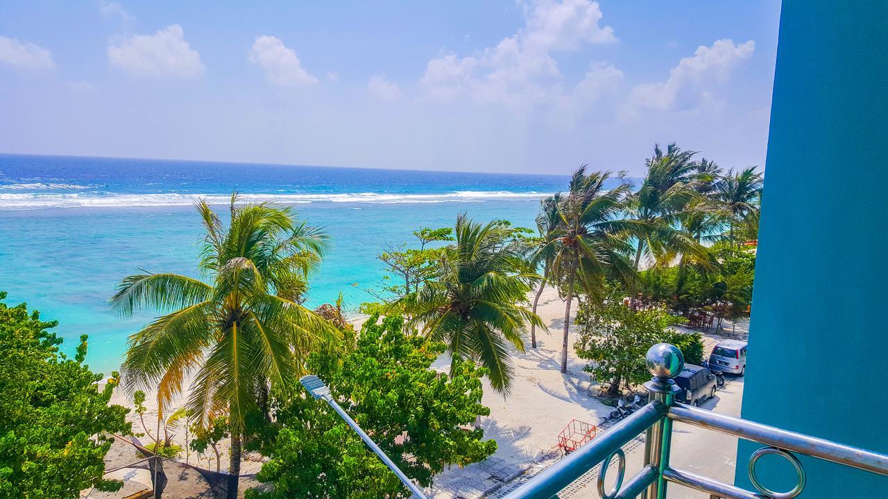 Seasunbeach Hotel Maldives Hulhumalé Extérieur photo